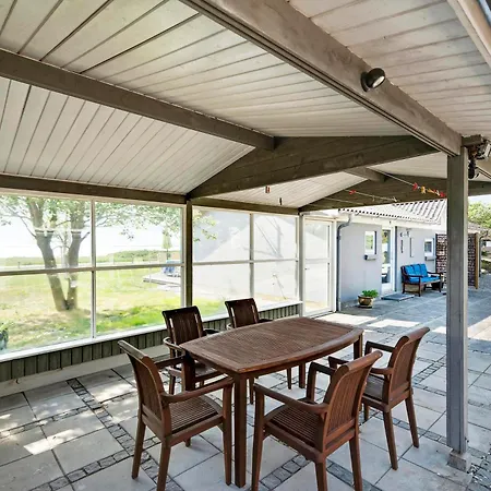 Amazing In Ebeltoft With 2 Bedrooms And Internet Nyaraló *