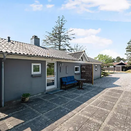 Amazing In Ebeltoft With 2 Bedrooms And Internet Nyaraló *