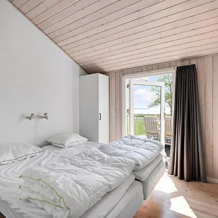 Amazing In Ebeltoft With 2 Bedrooms And Internet * Knebel