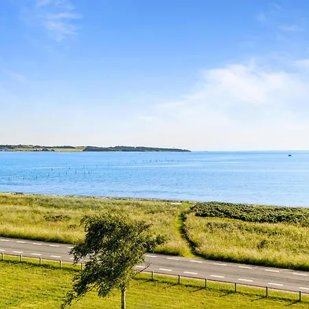 Amazing In Ebeltoft With 2 Bedrooms And Internet Nyaraló *
