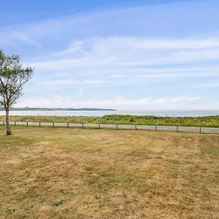 Сasa de vacaciones Amazing In Ebeltoft With 2 Bedrooms And Internet Knebel