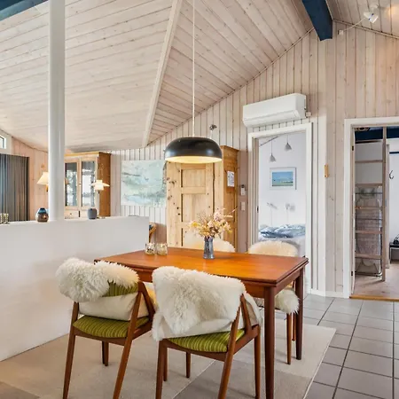 Amazing In Ebeltoft With 2 Bedrooms And Internet Сasa de vacaciones Knebel